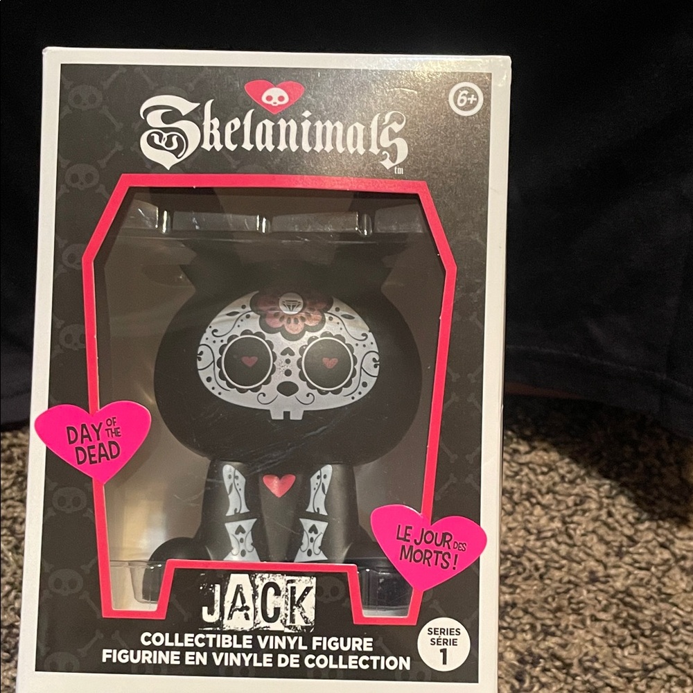 Animal Jack Collectible Vinyl Figure - Black and White